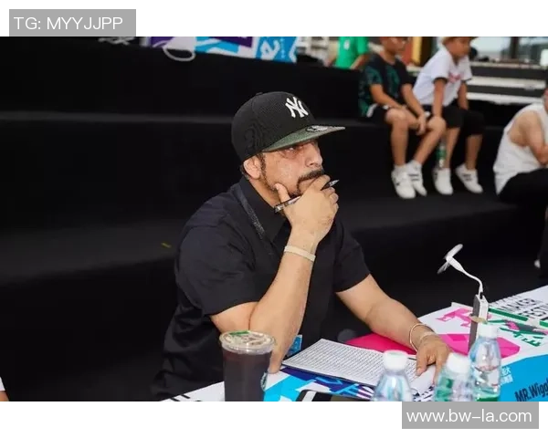 南京街舞队区域防守战术深度解析与实战应用探讨